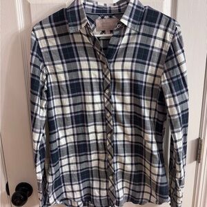 Banana Republic 100% cotton soft wash shirt - small